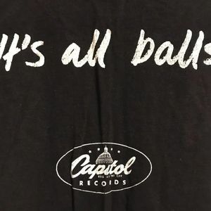 Wings T-SHIRT Paul McCartney CAPITOL “It’s All Balls” VENUS AND MARS The Beatles